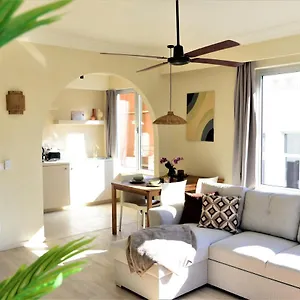 Vakantiehuis Downtown Spacious 2bdr 2, Antwerpen
