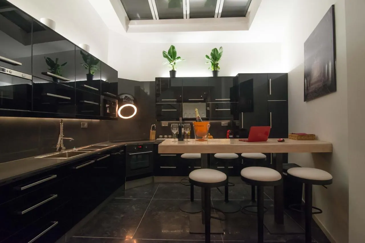 Full 4 Floors House At The Center Villa Antwerpen Vakantiehuis